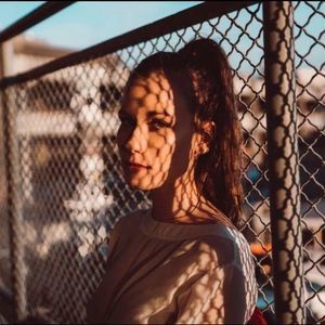 Meet your Posher, Ella